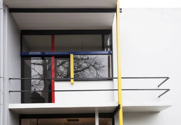 Balkonem Rietveld Schroder domu holenderskiego miasta Utrecht — Zdjęcie stockowe