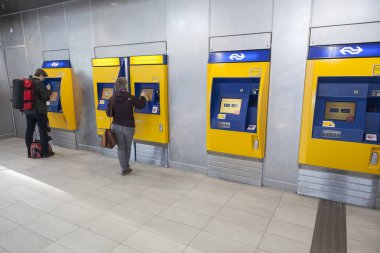 yolcular, utrecht Merkez İstasyonu çekme bileti 