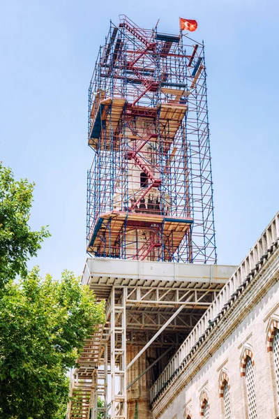 Κατασκευή Του Μεγάλου Ανατολικού Οίκου Τουρκική Σημαία — Φωτογραφία Αρχείου