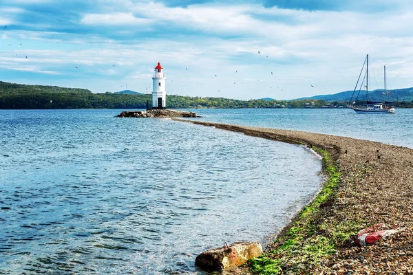 Bella Vista Sul Faro Sulla Spiaggia — Foto Stock