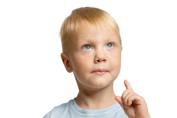 Lindo niño con un dedo índice arriba — Foto de Stock
