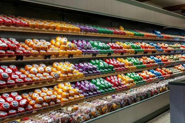 Amsterdam 2019 Grote Selectie Kaaskoppen Planken Een Winkel Een Traditionele — Stockfoto