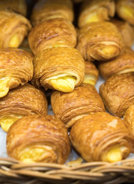 Hasır sepet peyniri pies