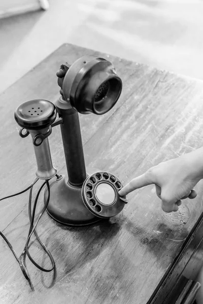 Antik Ljusstake telefon — Stockfoto
