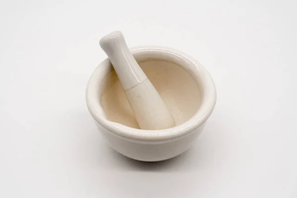 Mini argamassa branca e porcelana pilão para moedor de medicina — Fotografia de Stock