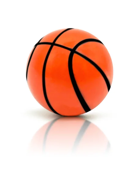 Sutiny basketbal hračka izolované na bílém — Stock fotografie