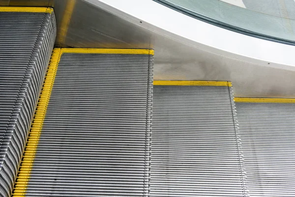 Primer plano del piso de textura de la escalera mecánica — Foto de Stock