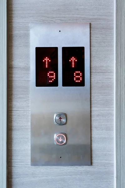 Panel przyciski windy tle drewnianych — Zdjęcie stockowe
