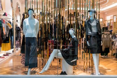 Lyn Mega Bangna, Bangkok, Tayland, 18 Ekim 2017 dükkanında çevresinde