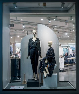 Cnetral Plaza Bangna, Bangkok, Tayland, 28 Şubat 2 dükkanında Mango