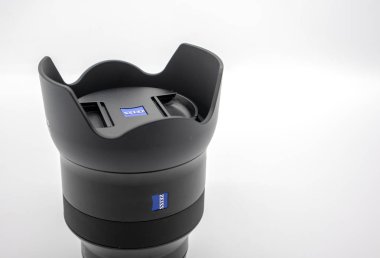 Bangkok, Tayland - 12 Nisan 2018: Zeiss Batis 25 f2.0 len için 