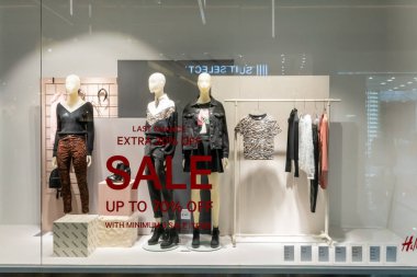 Emquatier, Bangkok, Tayland 'daki H & M mağazası, 23 Ekim 2019