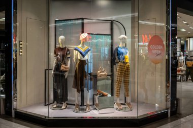 Jaspal Emquatier Tayland 'dan alışveriş, 20 Eylül, 2019