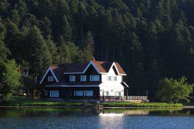Göl evi Bolu Gölcük Tabiat Parkı
