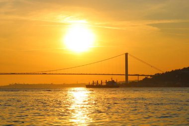 Boğaz Köprüsü ve günbatımı