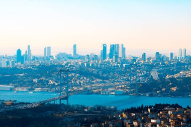 Camlica Tepesi 'nden Boğaz Köprüsü