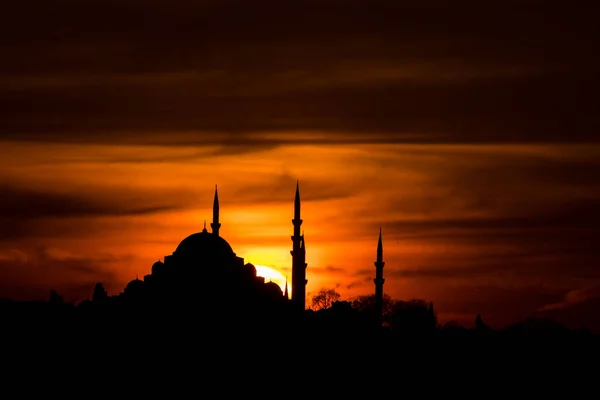 Mesquita Suleymaniye Pôr Sol Istambul Ramadã Iftar Kandil Kadir Gecesi — Fotografia de Stock