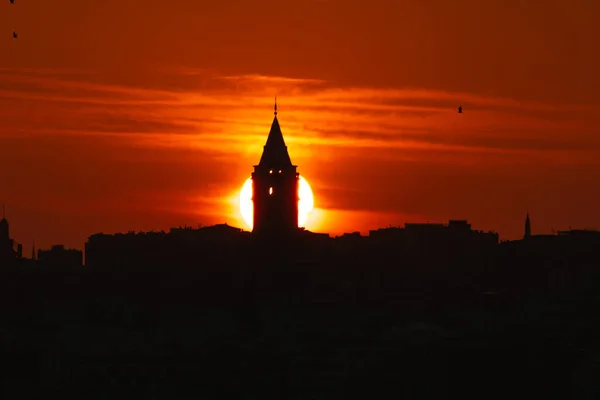 Věž Galata Při Západu Slunce — Stock fotografie