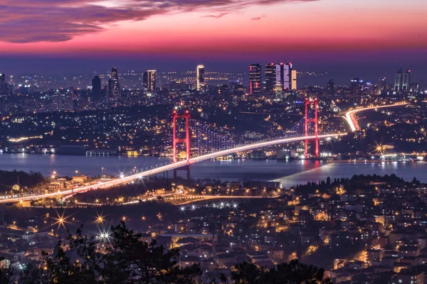 Puente Del Bósforo Atardecer Desde Camlica Hill Estambul — Foto de Stock