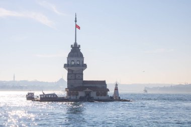 İstanbul 'da gündüz vakti Bakire Kulesi