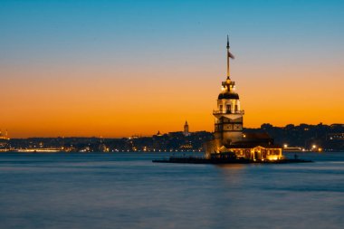 İstanbul 'da Sunset' te Bakirenin Kulesi