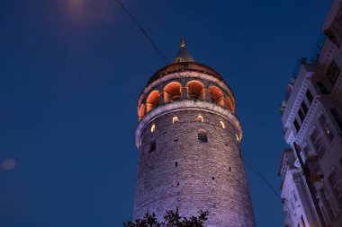 Geceleri Galata Kulesi