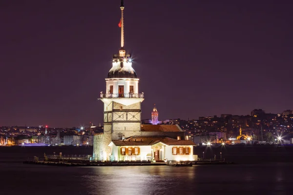 Jungfrutornet Och Galatatatornet Istanbul Natten — Stockfoto