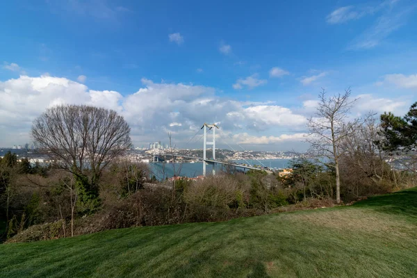 Nakkastepe Den Stanbul Boğazı Köprüsü Şehrinin Gündüz Manzarası — Stok fotoğraf