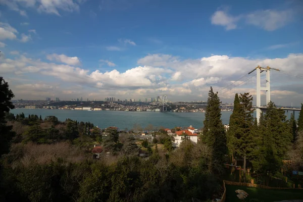 Nakkastepe Den Stanbul Boğazı Köprüsü Şehrinin Gündüz Manzarası — Stok fotoğraf