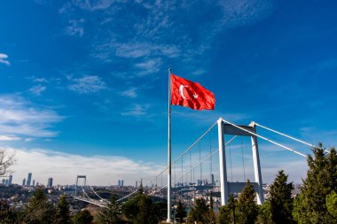 İstanbul 'da Fatih Sultan Mehmet Köprüsü 