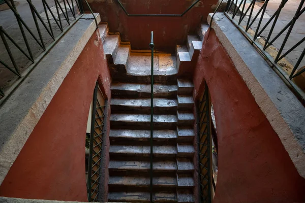 Σκάλες Του Zincirli Han Στο Grand Bazaar — Φωτογραφία Αρχείου