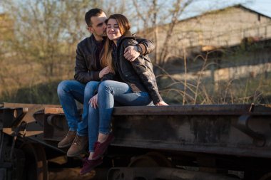 aşk sarılma, Çift.