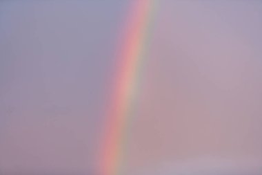 Mavi gökkuşağında gökkuşağı.