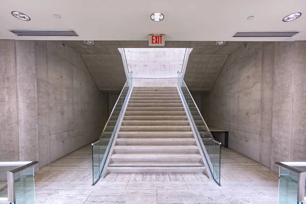 Merdiven değil genişletilmiş