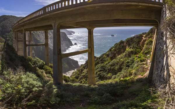 Bixby Bridge dal basso — Foto Stock