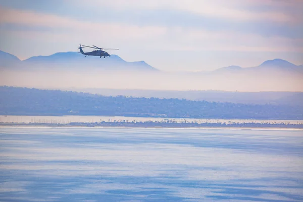 샌디에고 베이 헬리콥터 — 스톡 사진