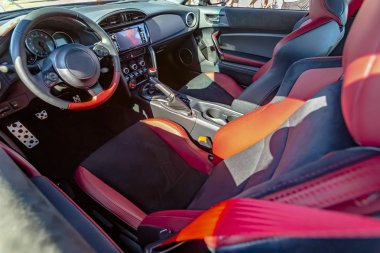 Sürücü koltuğunda etkin tasarımları ile Üstten Görünüm