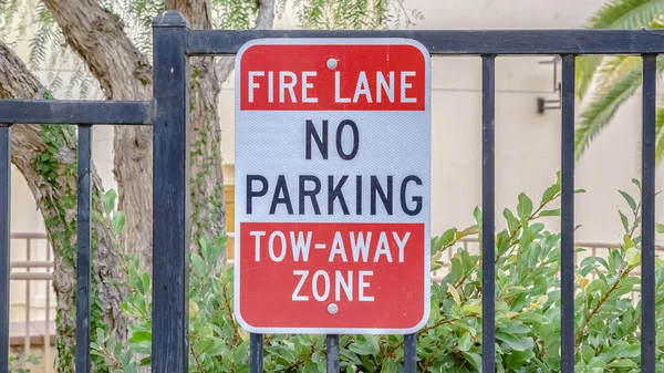 Panorama frame No Parking Sign on a Fire lane — ストック写真