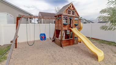 Panorama çerçeve Küçük özel Wendy evi ve çocuk parkı