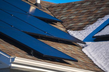 Güneş fotovoltaik panellerinin ayrıntılarını kapat