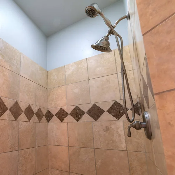 Square frame Tiled shower with decorative diamond pattern bright interior — ストック写真
