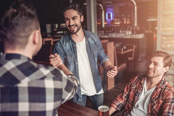 stock image Men in bar