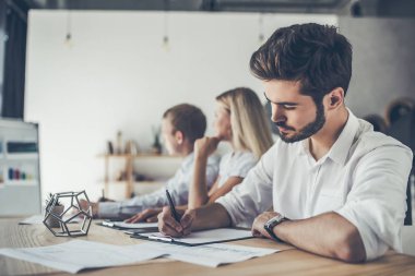 insanların çalışma grubu