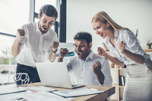 insanların çalışma grubu