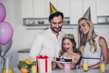 Mutlu yıllar, sevgili!