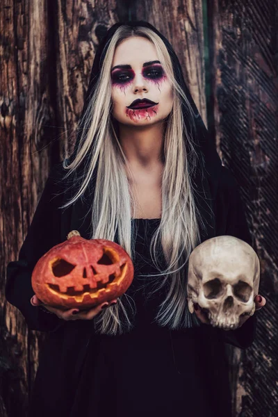 Halloween sorcière noire — Photo