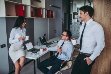 Çekici Ofis çalışanları