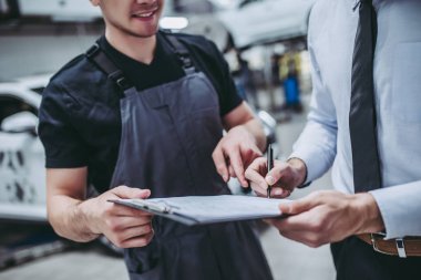 Erkeklerde Oto Servisi 