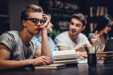 Öğrenci kitaplığı