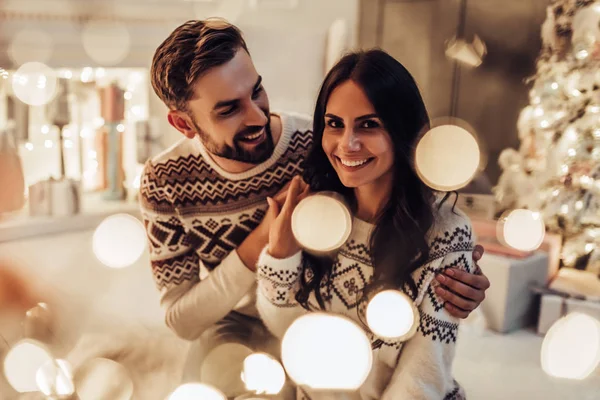 Par på nyårsafton — Stockfoto